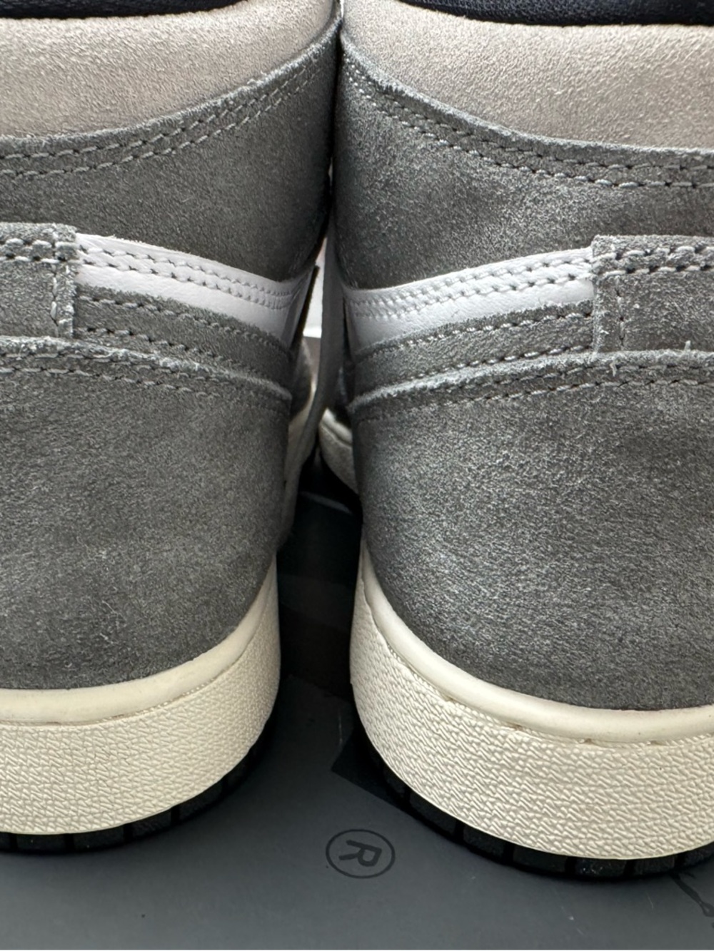 Nike Air Jordan 1 Retro High OG - Washed Black - Picture 5 of 6